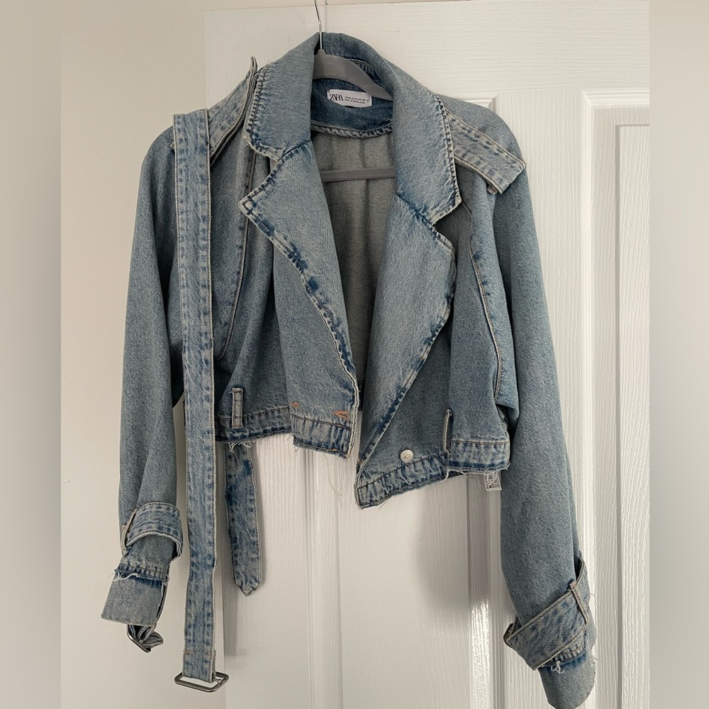 Zara denim jacket worn a few times only, distressed looking